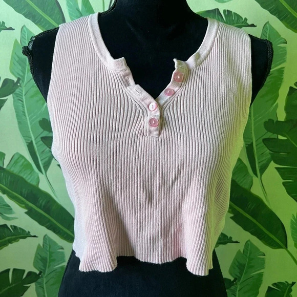 Pretty Little Thing Pink Knit Ribbed Henley Cropped Knit Sweater Top L NWOT - Picture 1 of 6